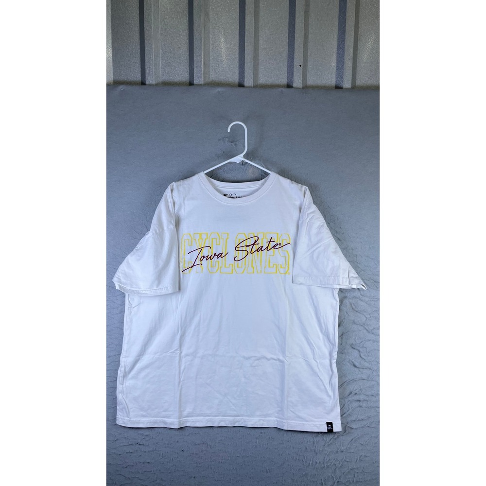 Gameday Social T-Shirt Men Small White Excellent Iowa State Cyclones Graphic Tee